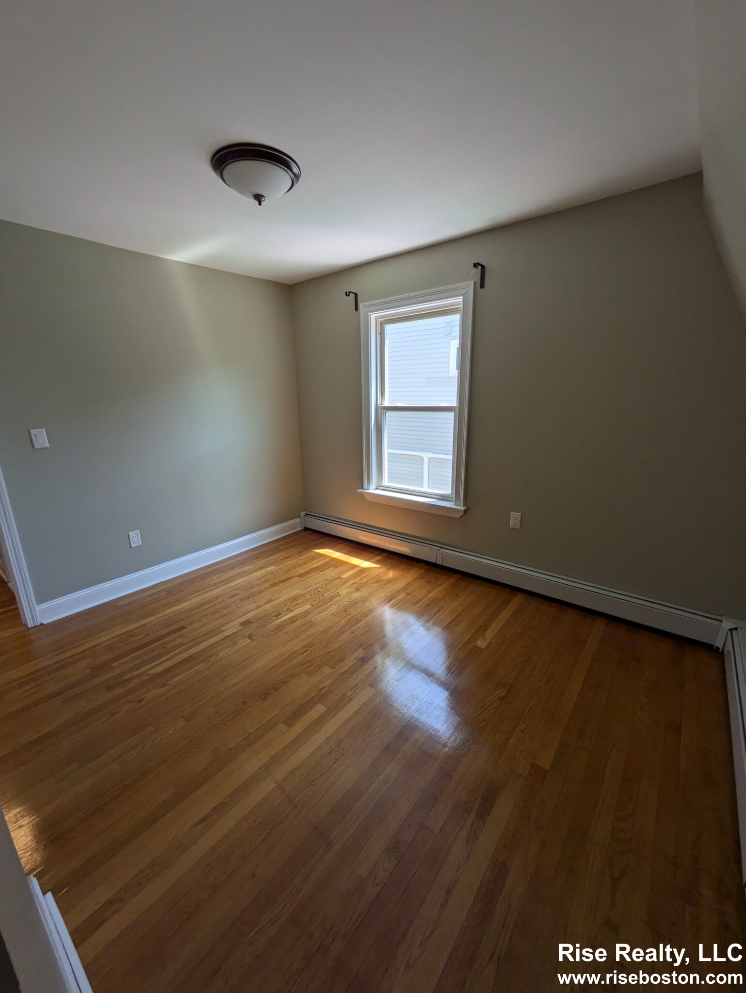 2 bed, 1 bath apartment for rent at 7 High Street Pl Unit 3, Brookline — photo 8 of 13