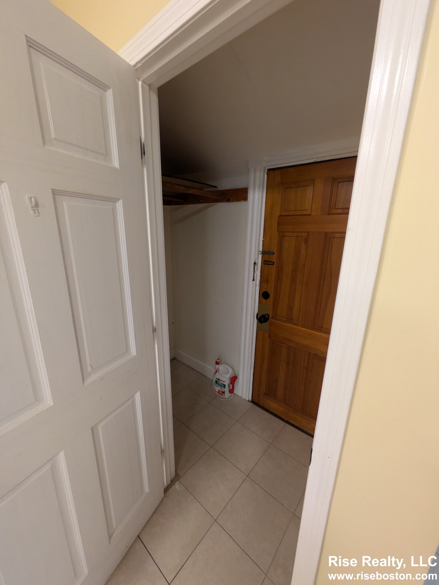 2 bed, 1 bath apartment for rent at 7 High Street Pl Unit 3, Brookline — photo 5 of 13