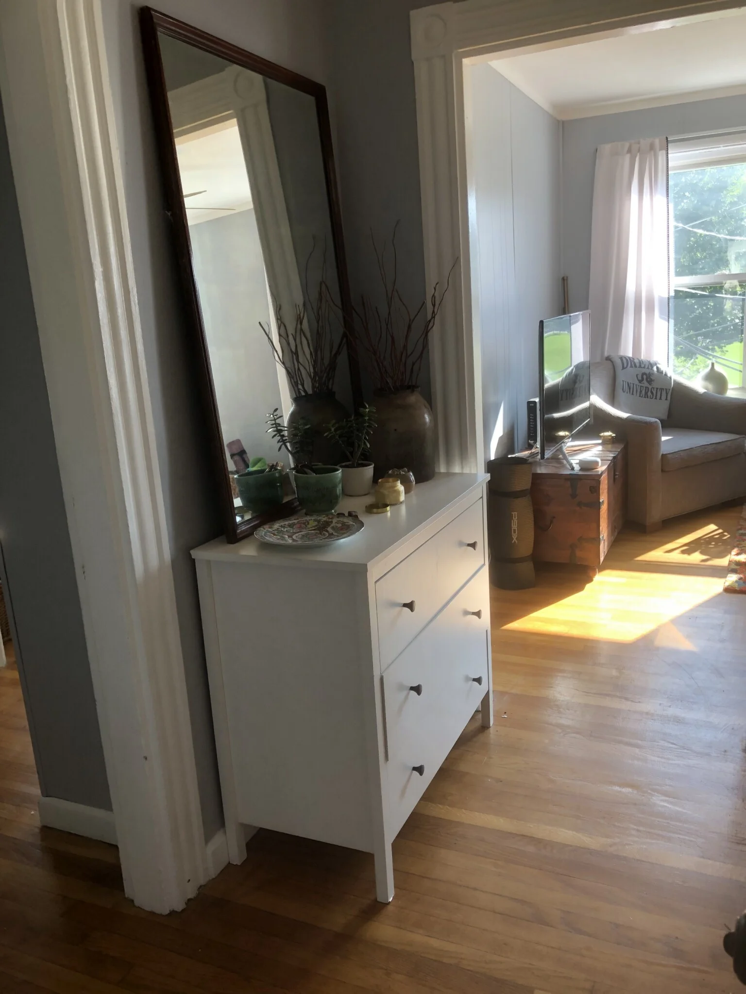 2 bed, 1 bath apartment for rent at 7 High Unit 2, Brookline Village — photo 2 of 6