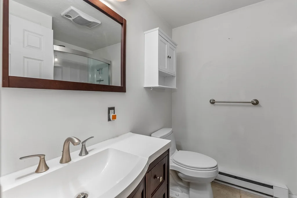 3 bed, 2 bath apartment for rent at 7 Hill St, Norton — photo 19 of 29