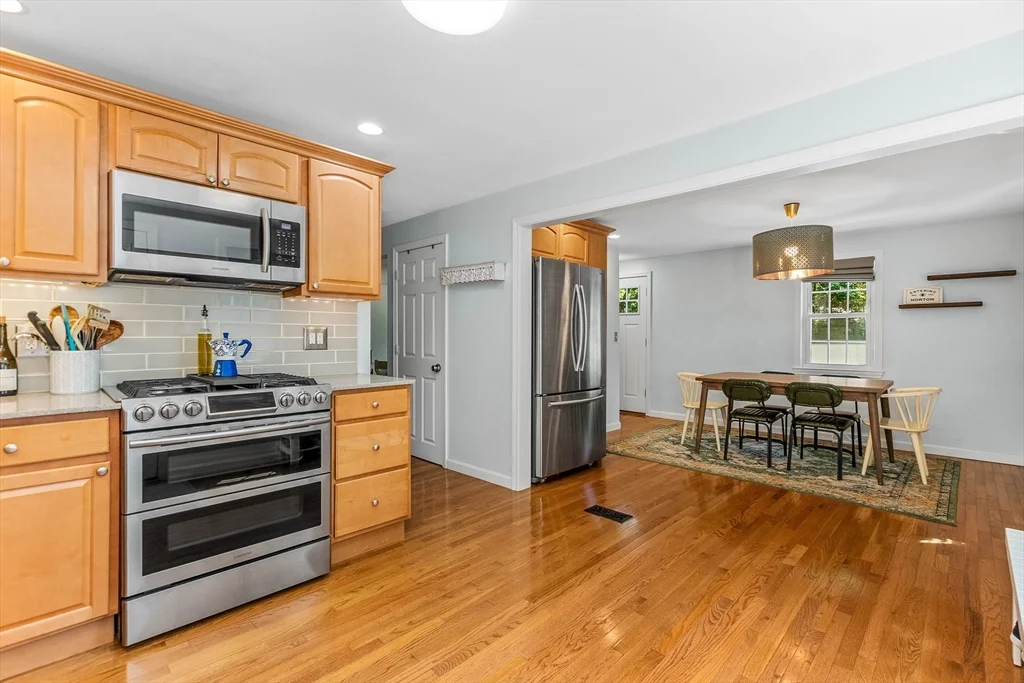3 bed, 2 bath apartment for rent at 7 Hill St, Norton — photo 7 of 29