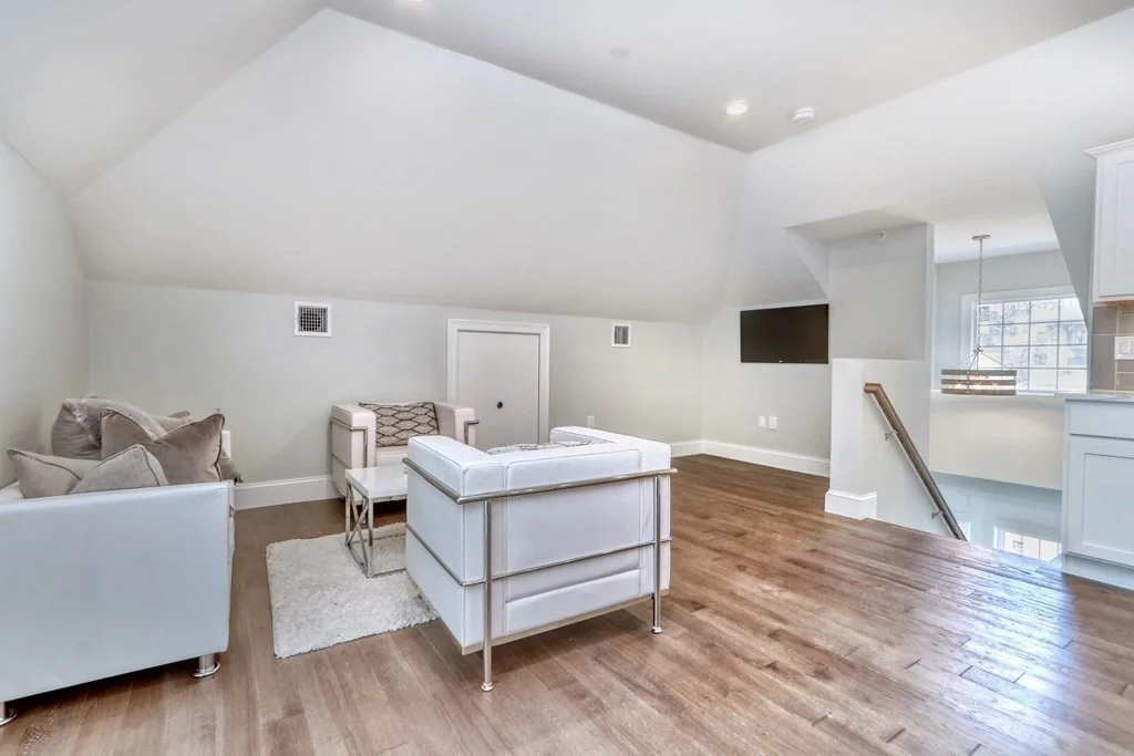 2 bed, 2 bath apartment for rent at 7 Hillside Ave Unit 3, Medford — photo 6 of 14