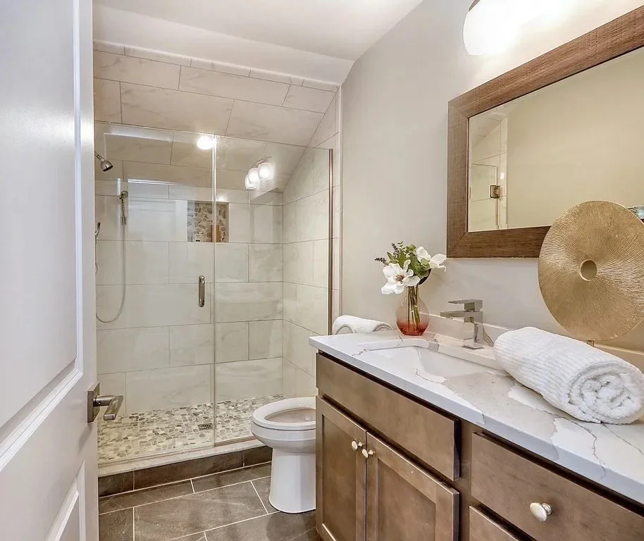 2 bed, 2 bath apartment for rent at 7 Hillside Ave Unit 3, Medford — photo 8 of 14
