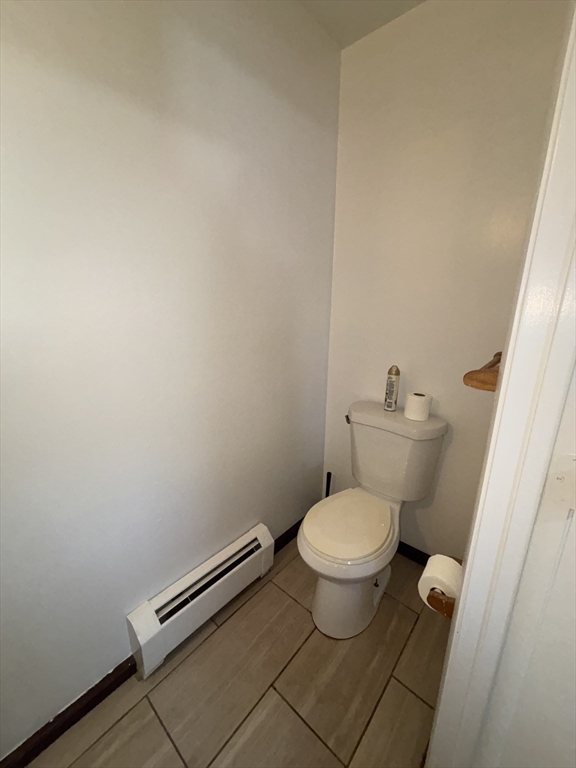 3 bed, 1 bath apartment for rent at 7 Howe Terr Unit 7, Dorchester — photo 12 of 26