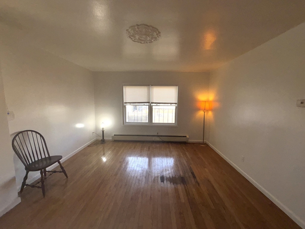 3 bed, 1 bath apartment for rent at 7 Howe Terr Unit 7, Dorchester — photo 9 of 26