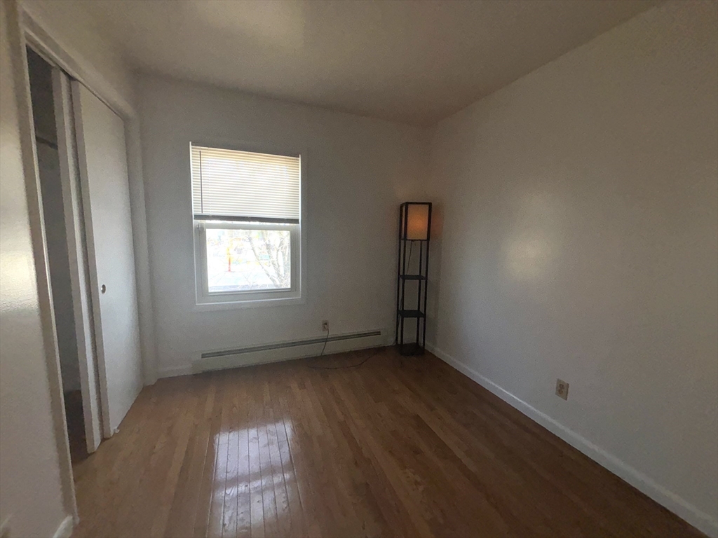 3 bed, 1 bath apartment for rent at 7 Howe Terr Unit 7, Dorchester — photo 20 of 26
