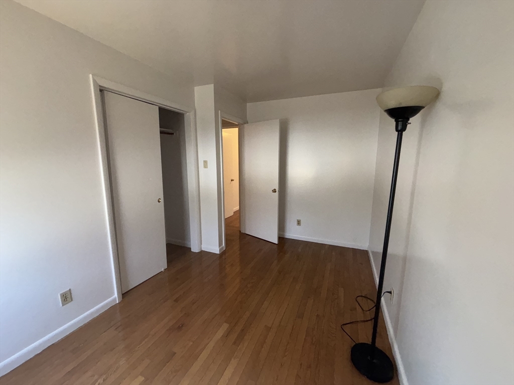 3 bed, 1 bath apartment for rent at 7 Howe Terr Unit 7, Dorchester — photo 17 of 26