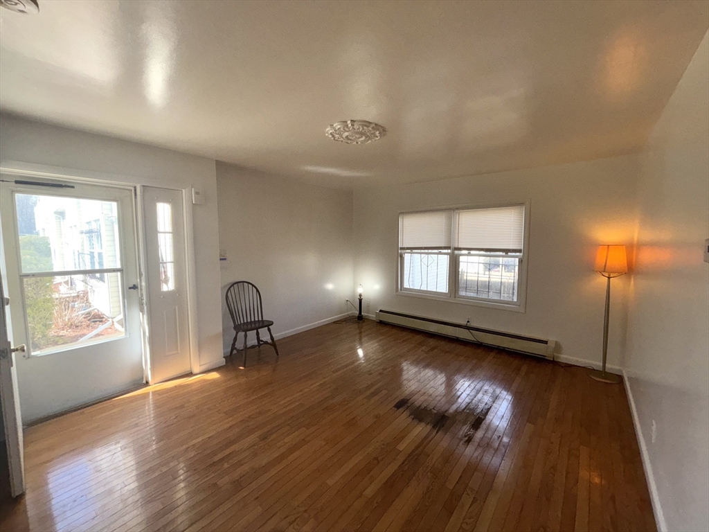 3 bed, 1 bath apartment for rent at 7 Howe Terr Unit 7, Dorchester — photo 8 of 26
