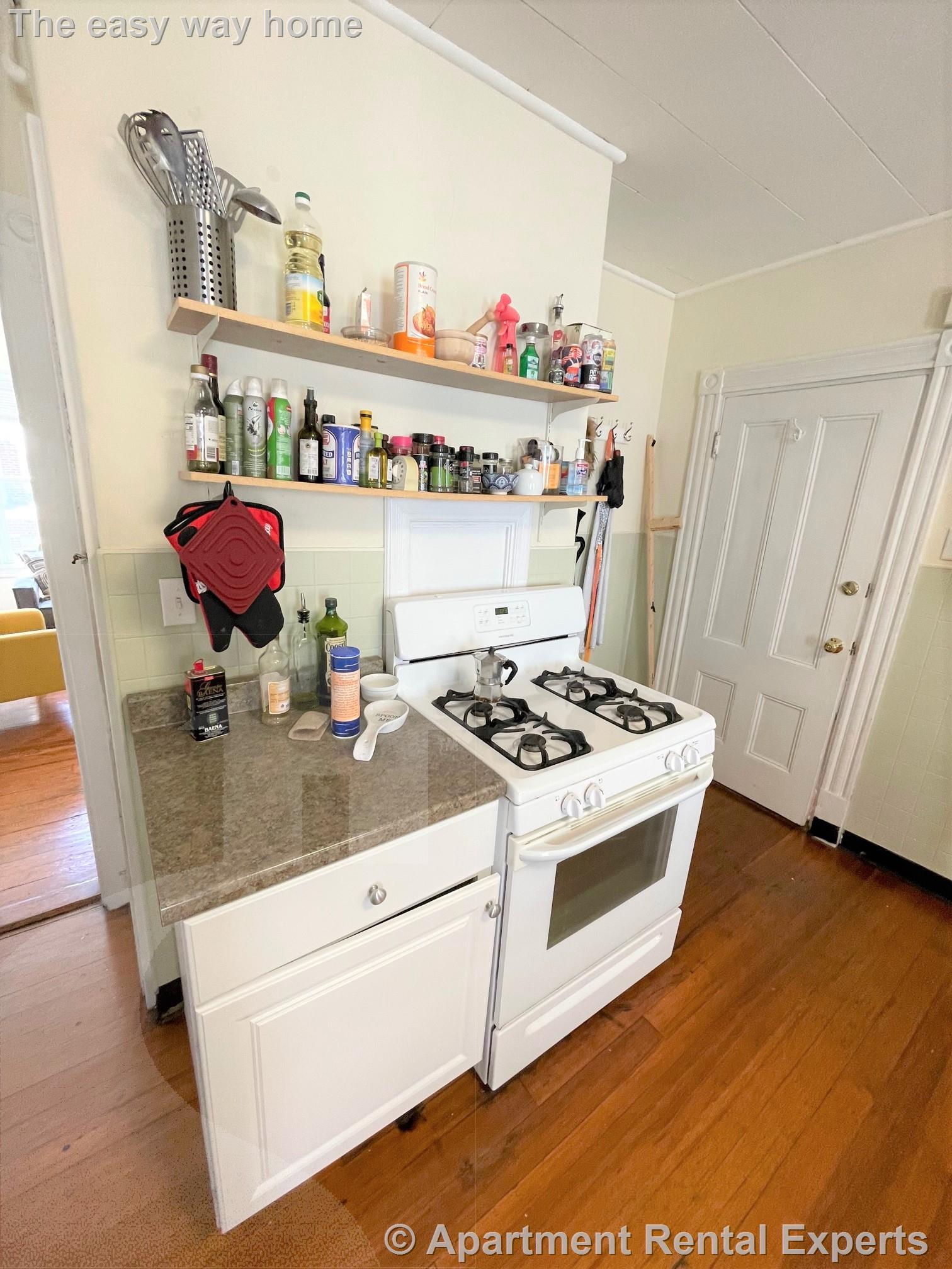 2 bed, 1 bath apartment for rent at 7 Ibbetson St Unit 2, Porter Square — photo 7 of 14