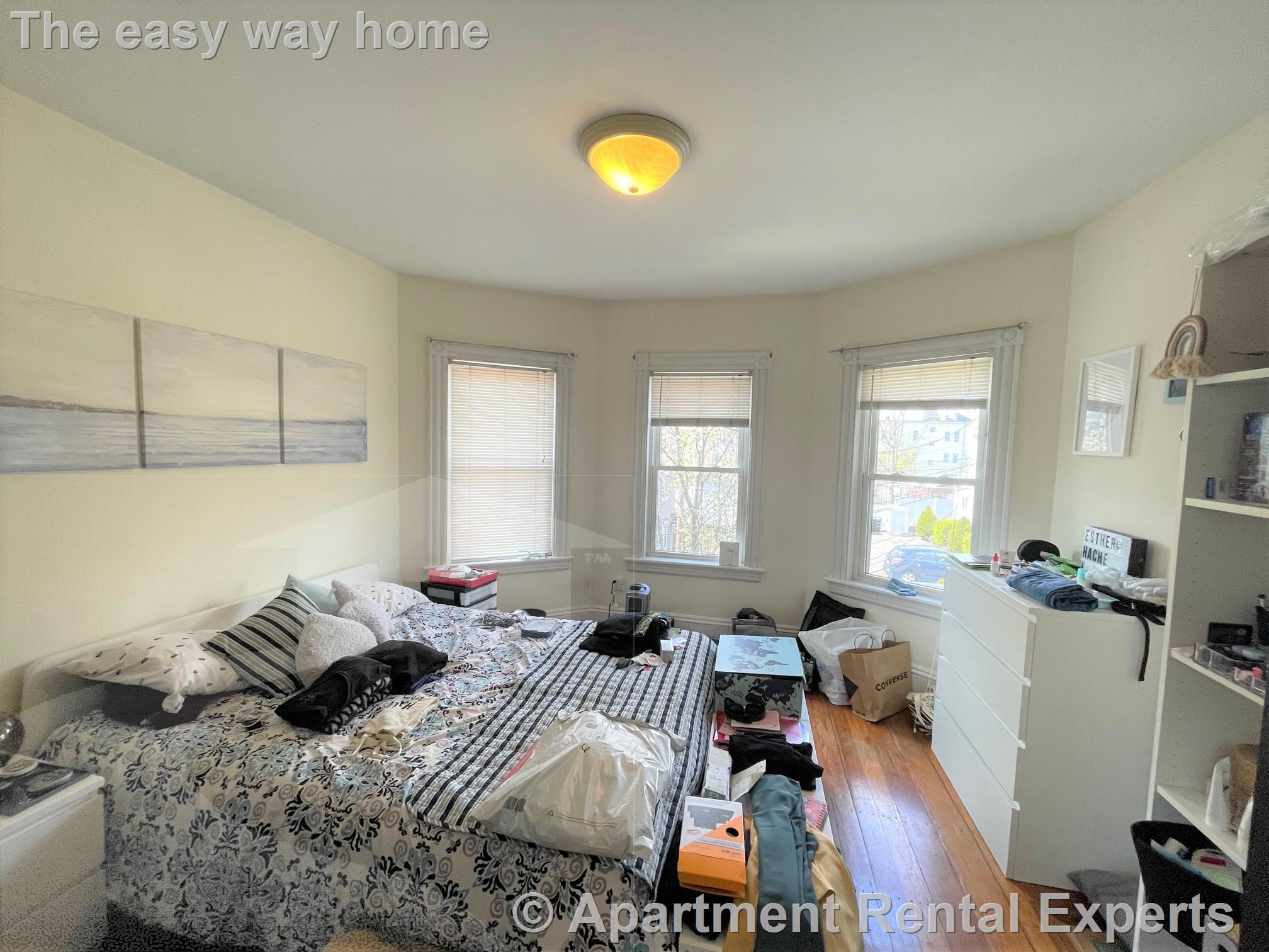 2 bed, 1 bath apartment for rent at 7 Ibbetson St Unit 2, Porter Square — photo 8 of 14