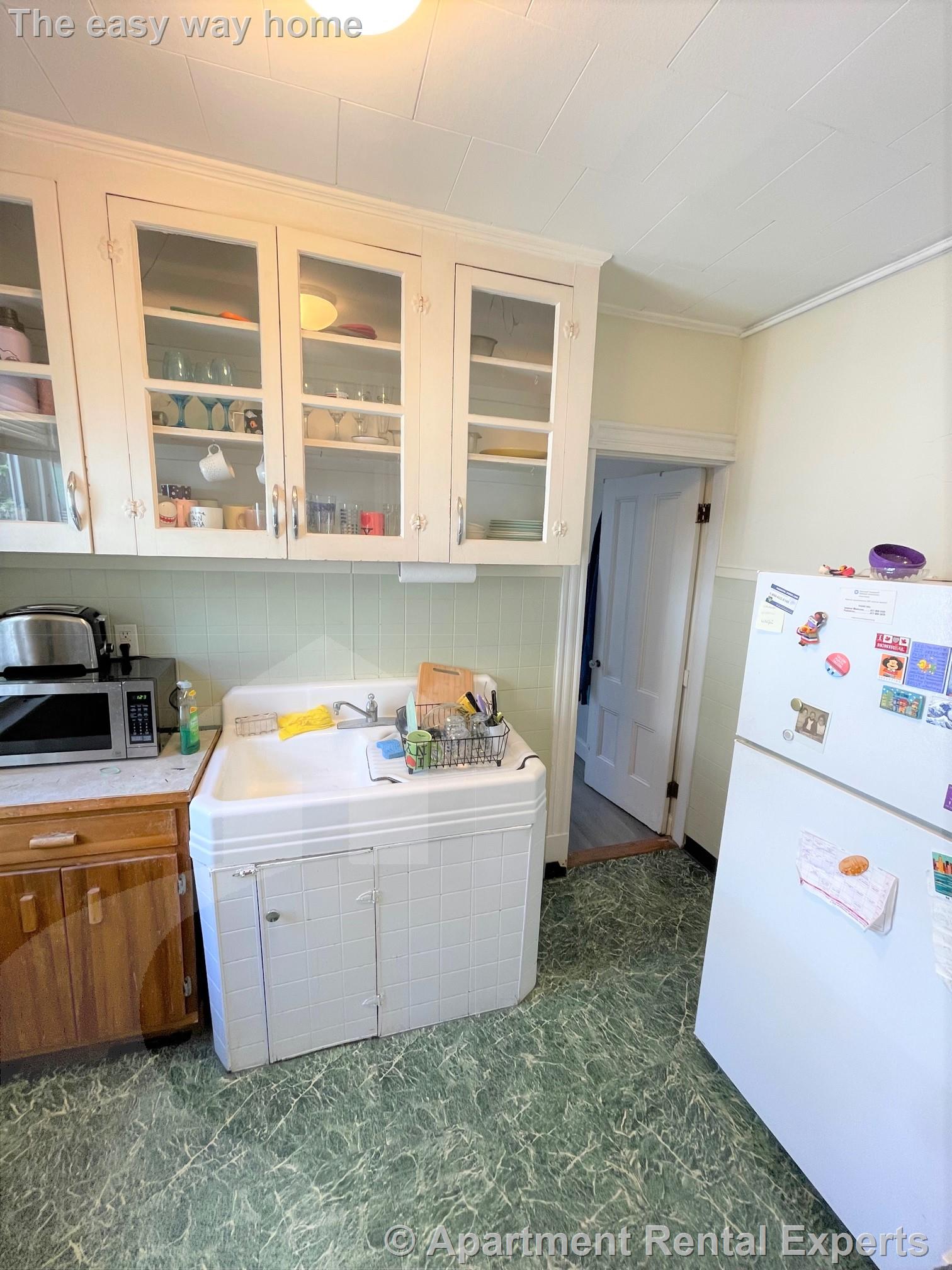 2 bed, 1 bath apartment for rent at 7 Ibbetson St Unit 2, Porter Square — photo 6 of 14