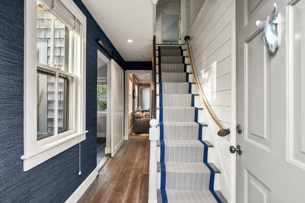 4 bed, 1 bath apartment for rent at 7 Independent Way Unit 0, Nantucket (vil) — photo 16 of 25