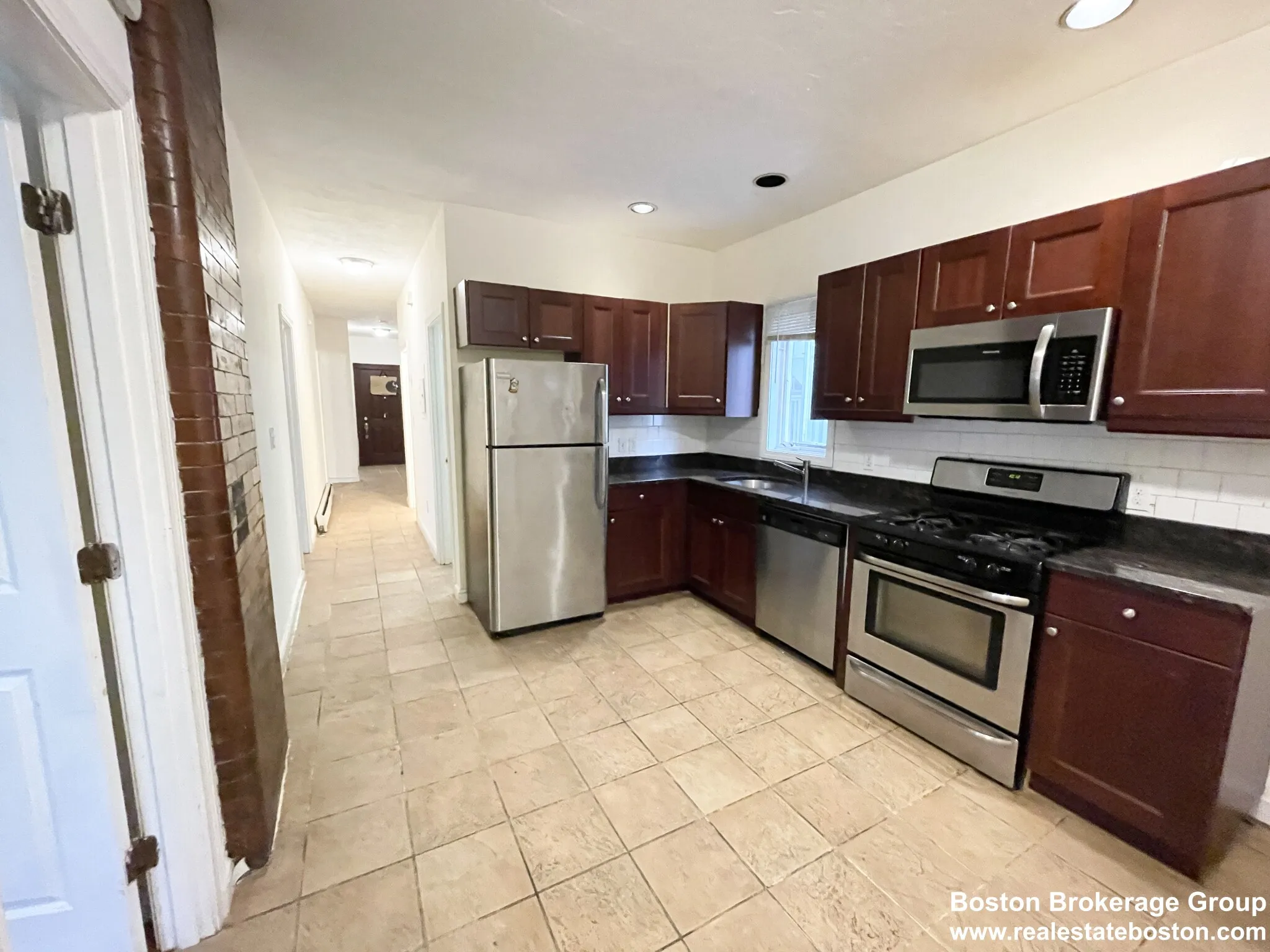 3 bed, 1.5 bath apartment for rent at 7 Iroquois St Unit 1, Mission Hill — photo 1 of 8
