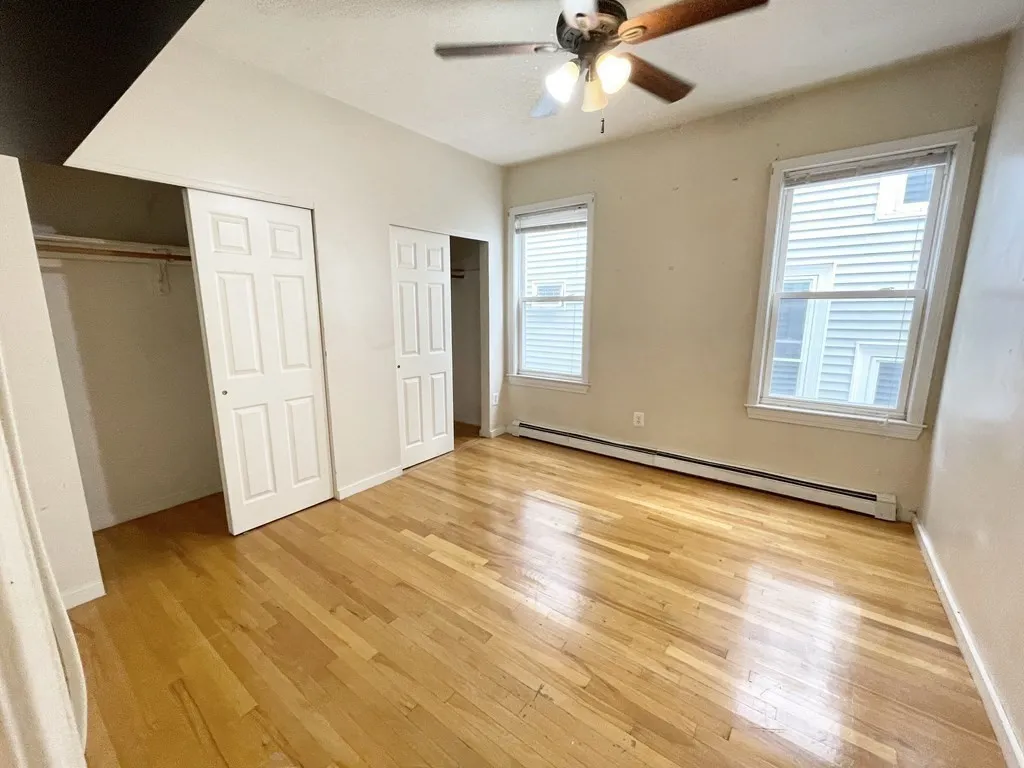 4 bed, 1 bath apartment for rent at 7 Iroquois St Unit 2, Mission Hill — photo 5 of 15