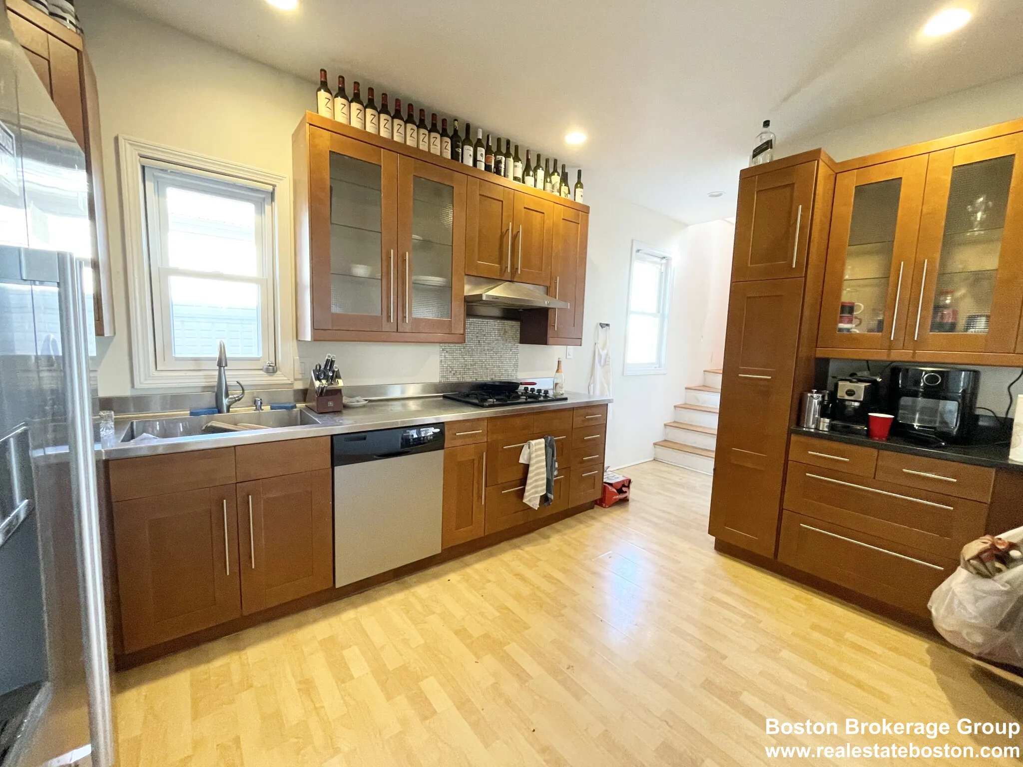 6 bed, 2.5 bath apartment for rent at 7 Iroquois St Unit 3, Mission Hill — photo 1 of 12