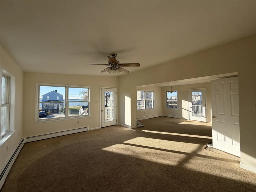 3 bed, 2 bath apartment for rent at 7 J St, Hull — photo 6 of 21