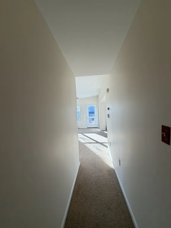 3 bed, 2 bath apartment for rent at 7 J St, Hull — photo 10 of 21