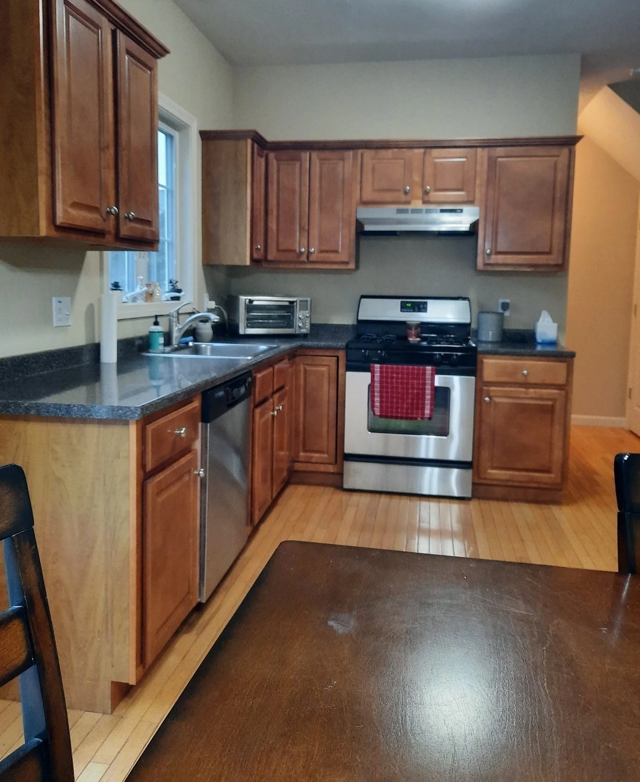 2 bed, 1 bath apartment for rent at 7 Jaclyn Ln Unit 7, Pembroke — photo 1 of 10