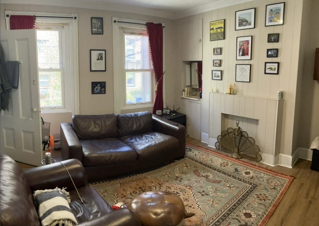 2 bed, 1 bath apartment for rent at 7 Johnny Ct Unit 1, Chinatown — photo 2 of 8