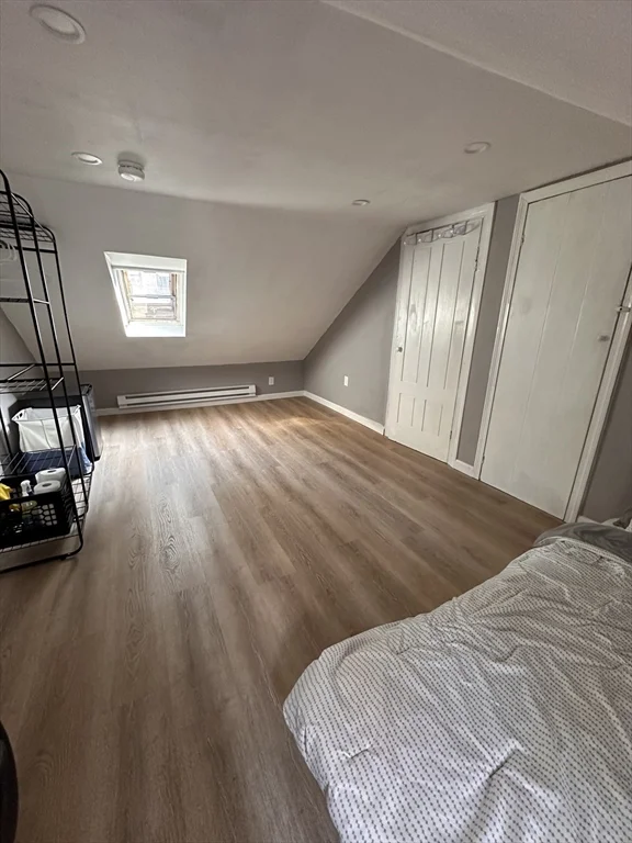 3 bed, 1 bath apartment for rent at 7 Johnny Ct Unit 2, Chinatown — photo 4 of 5