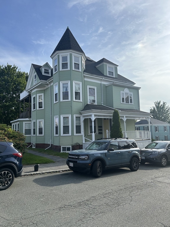 3 bed, 1 bath apartment for rent at 7 Judson Unit 3, Beverly