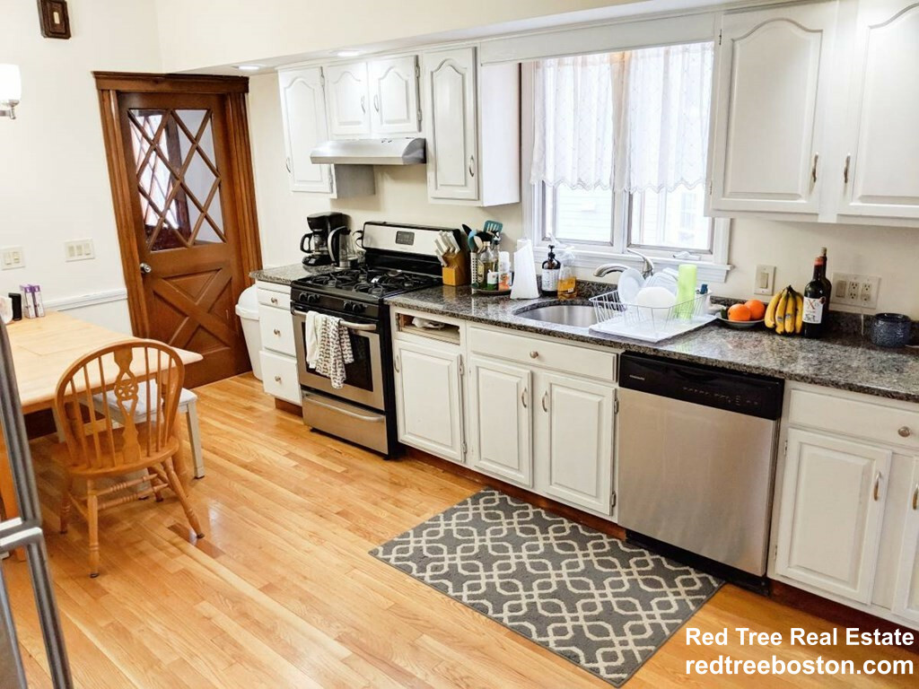5 bed, 2 bath apartment for rent at 7 Justin Rd, Brighton