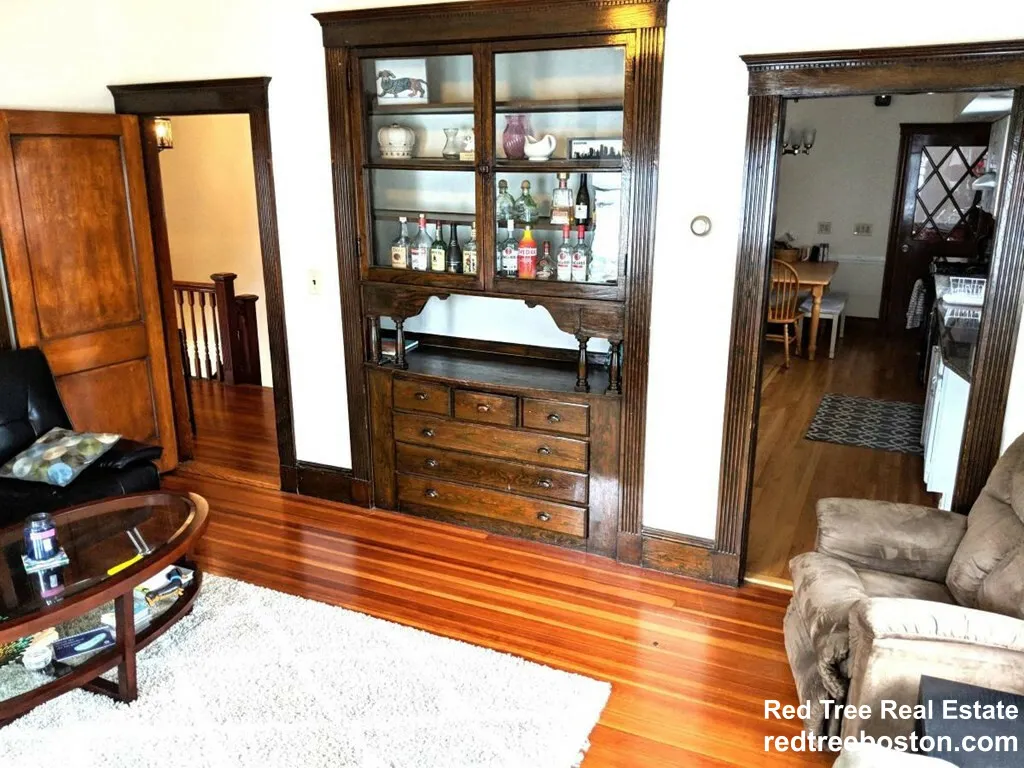 5 bed, 2 bath apartment for rent at 7 Justin Rd Unit 5BR, Brighton — photo 6 of 15