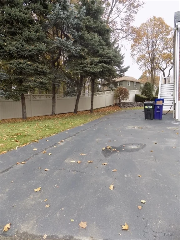1 bed, 1 bath apartment for rent at 7 Kennedy Dr Unit B, Saugus — photo 11 of 13