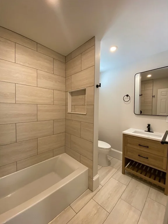 1 bed, 1 bath apartment for rent at 7 Kenney Unit A, Jamaica Plain — photo 7 of 8