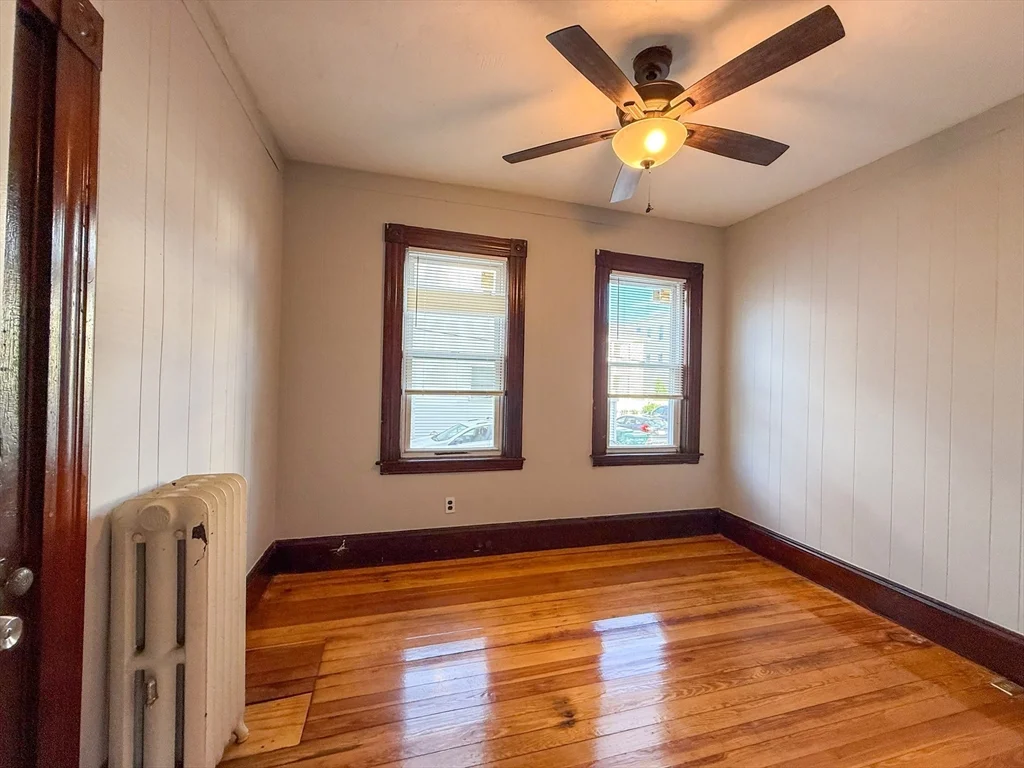 3 bed, 1 bath apartment for rent at 7 Lambert St Unit 7, Medford — photo 8 of 13