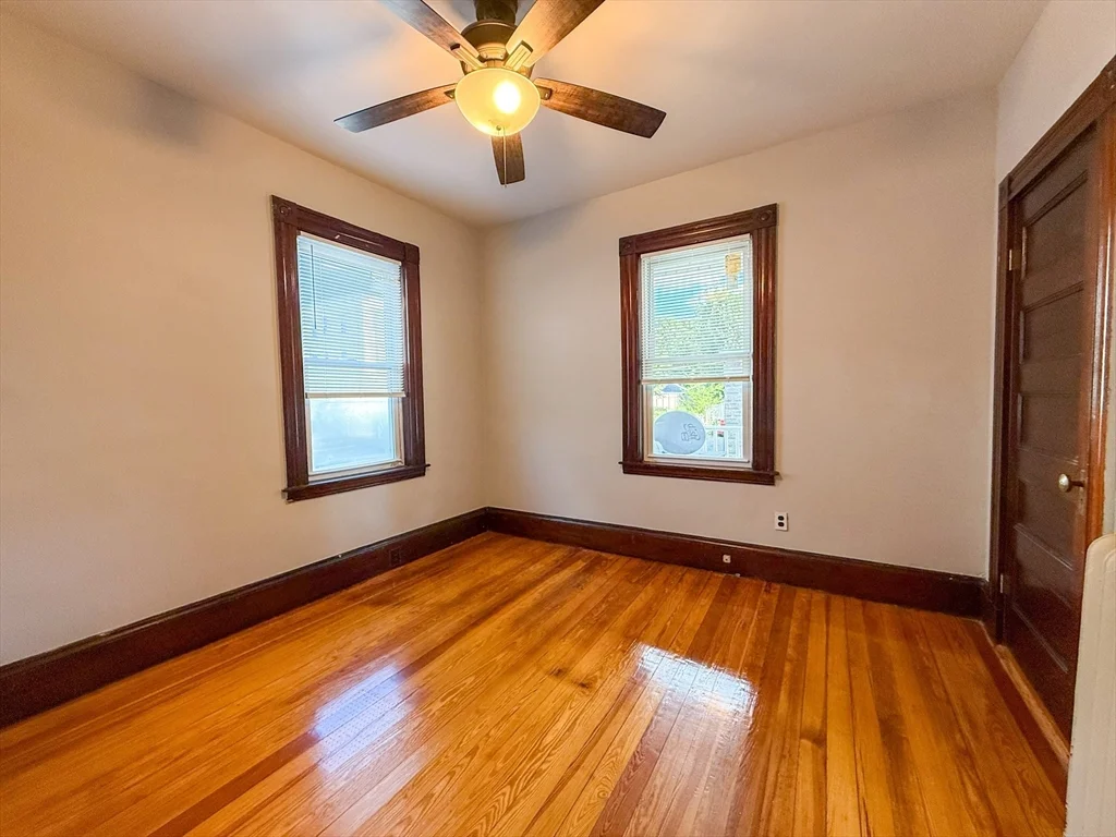 3 bed, 1 bath apartment for rent at 7 Lambert St Unit 7, Medford — photo 6 of 13