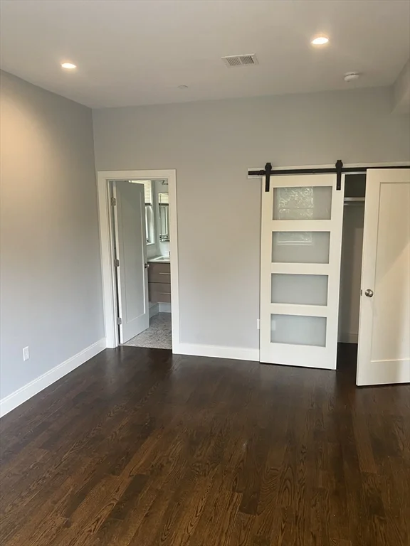 3 bed, 2 bath apartment for rent at 7 Langford Park Unit 2, Roxbury — photo 16 of 22