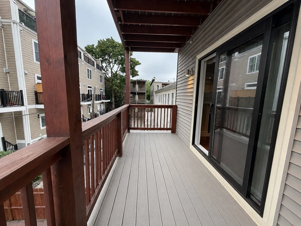 3 bed, 2 bath apartment for rent at 7 Langford Park Unit 2, Roxbury — photo 19 of 22