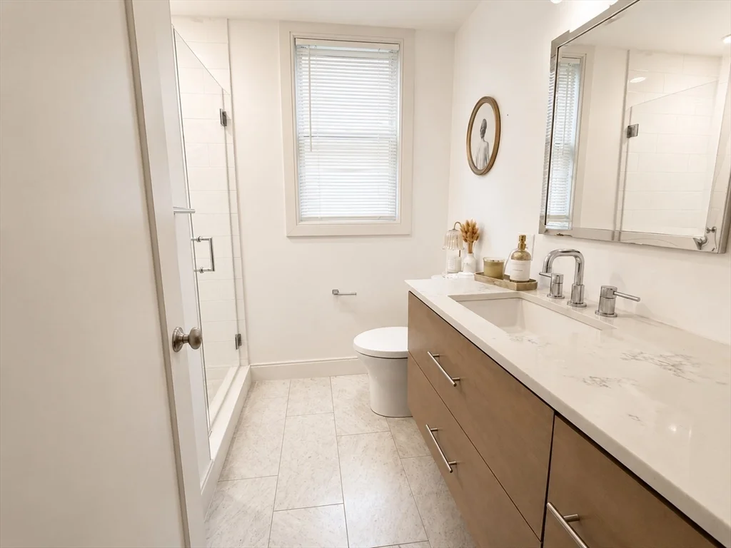 3 bed, 2 bath apartment for rent at 7 Langford Park Unit 2, Roxbury — photo 9 of 22