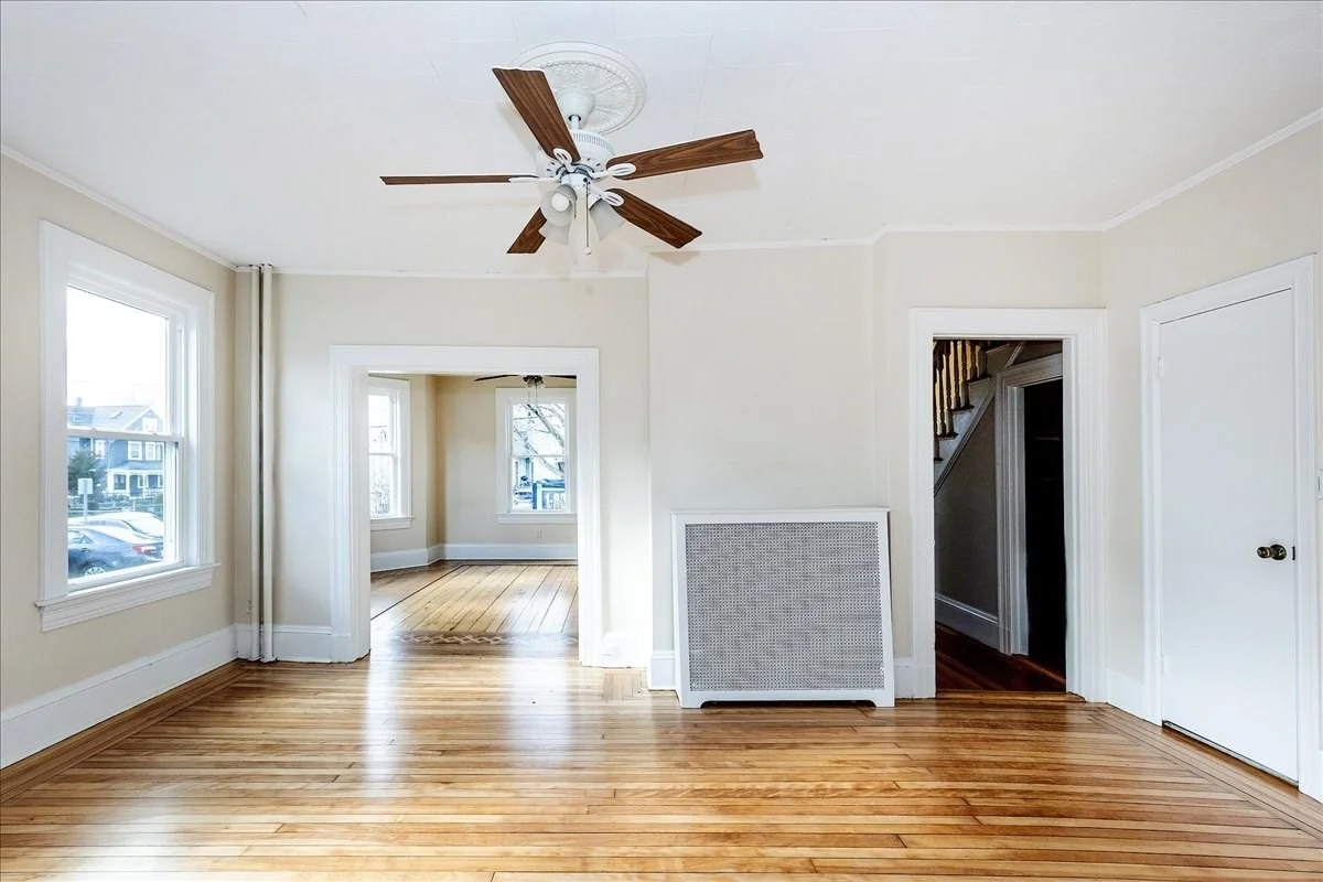 3 bed, 1 bath apartment for rent at 7 Lapham St Unit 7, Glenwood — photo 9 of 35