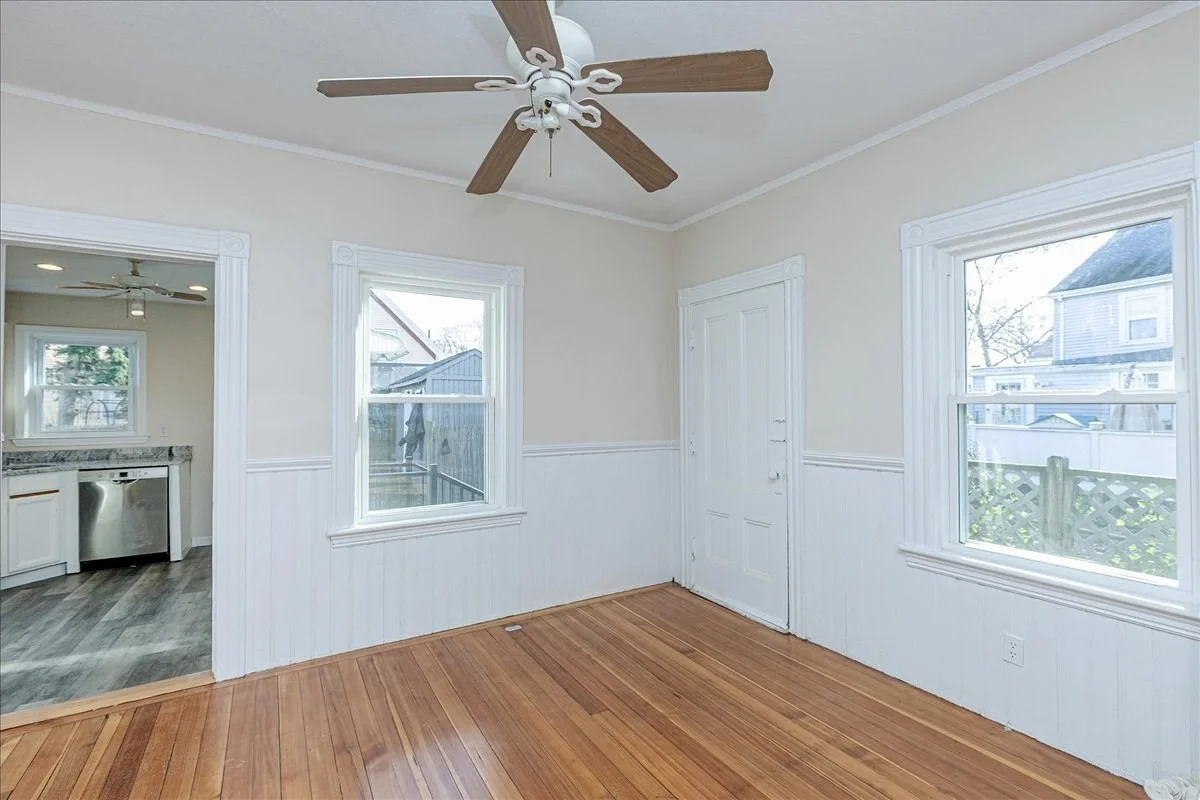 3 bed, 1 bath apartment for rent at 7 Lapham St Unit 7, Glenwood — photo 18 of 35