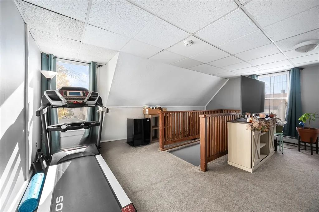 3 bed, 1 bath apartment for rent at 7 Leonard St Unit 2, Milford — photo 8 of 19