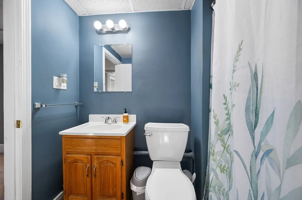 3 bed, 1 bath apartment for rent at 7 Leonard St Unit 2, Milford — photo 14 of 19