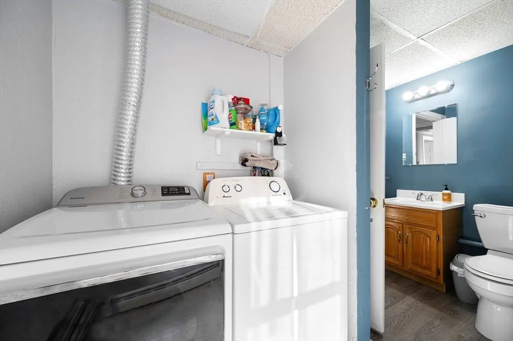 3 bed, 1 bath apartment for rent at 7 Leonard St Unit 2, Milford — photo 17 of 19