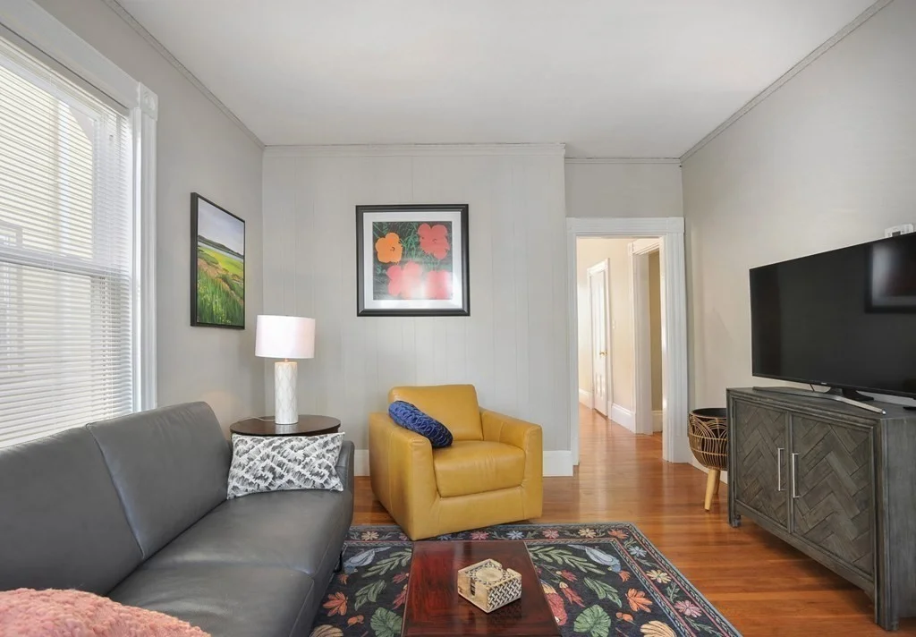 3 bed, 1 bath apartment for rent at 7 Lester Pl Unit 0, Jamaica Plain — photo 3 of 33