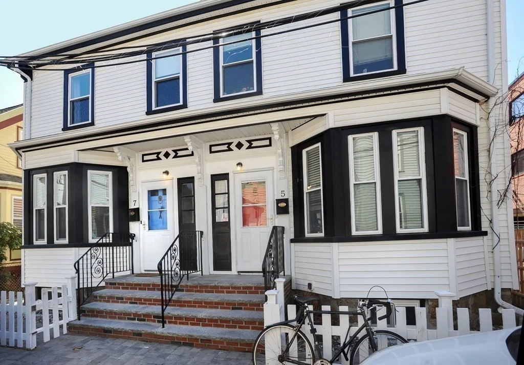 3 bed, 1 bath apartment for rent at 7 Lester Pl Unit 0, Jamaica Plain — photo 14 of 33