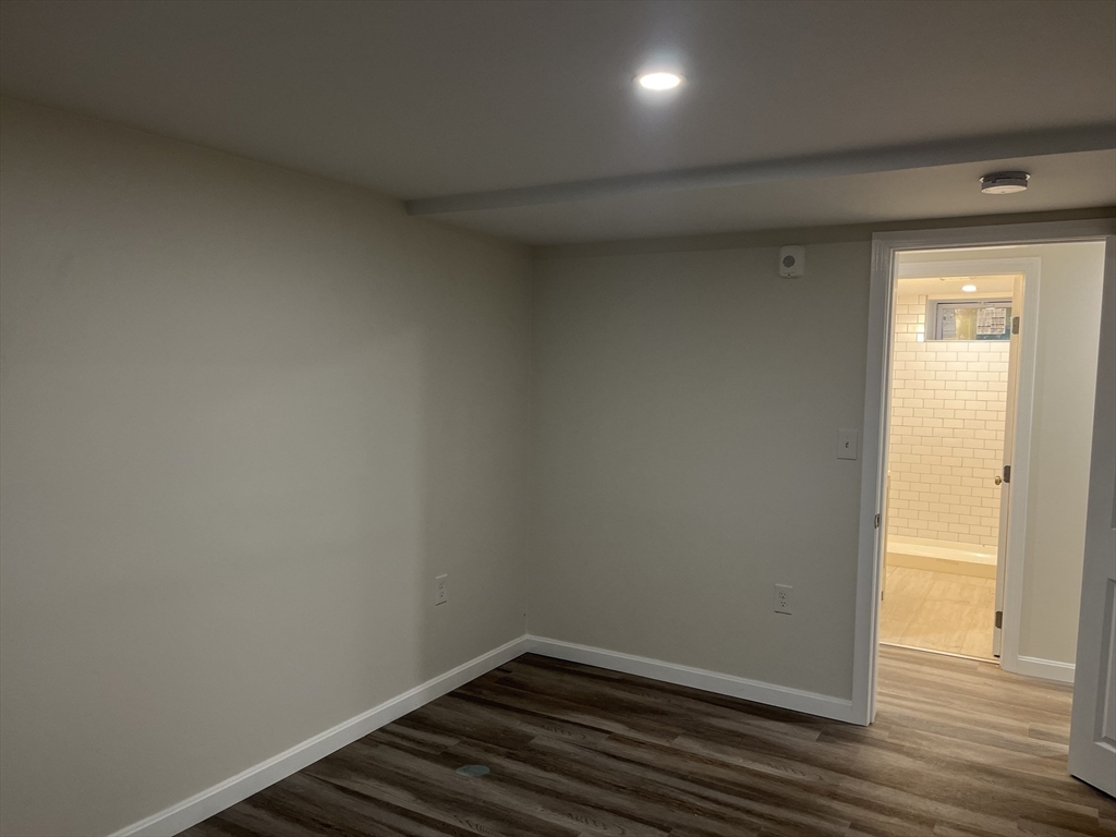 3 bed, 1 bath apartment for rent at 7 Lexington Ave Unit B, Hyde Park — photo 12 of 19