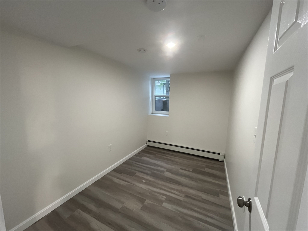 3 bed, 1 bath apartment for rent at 7 Lexington Ave Unit B, Hyde Park — photo 15 of 19