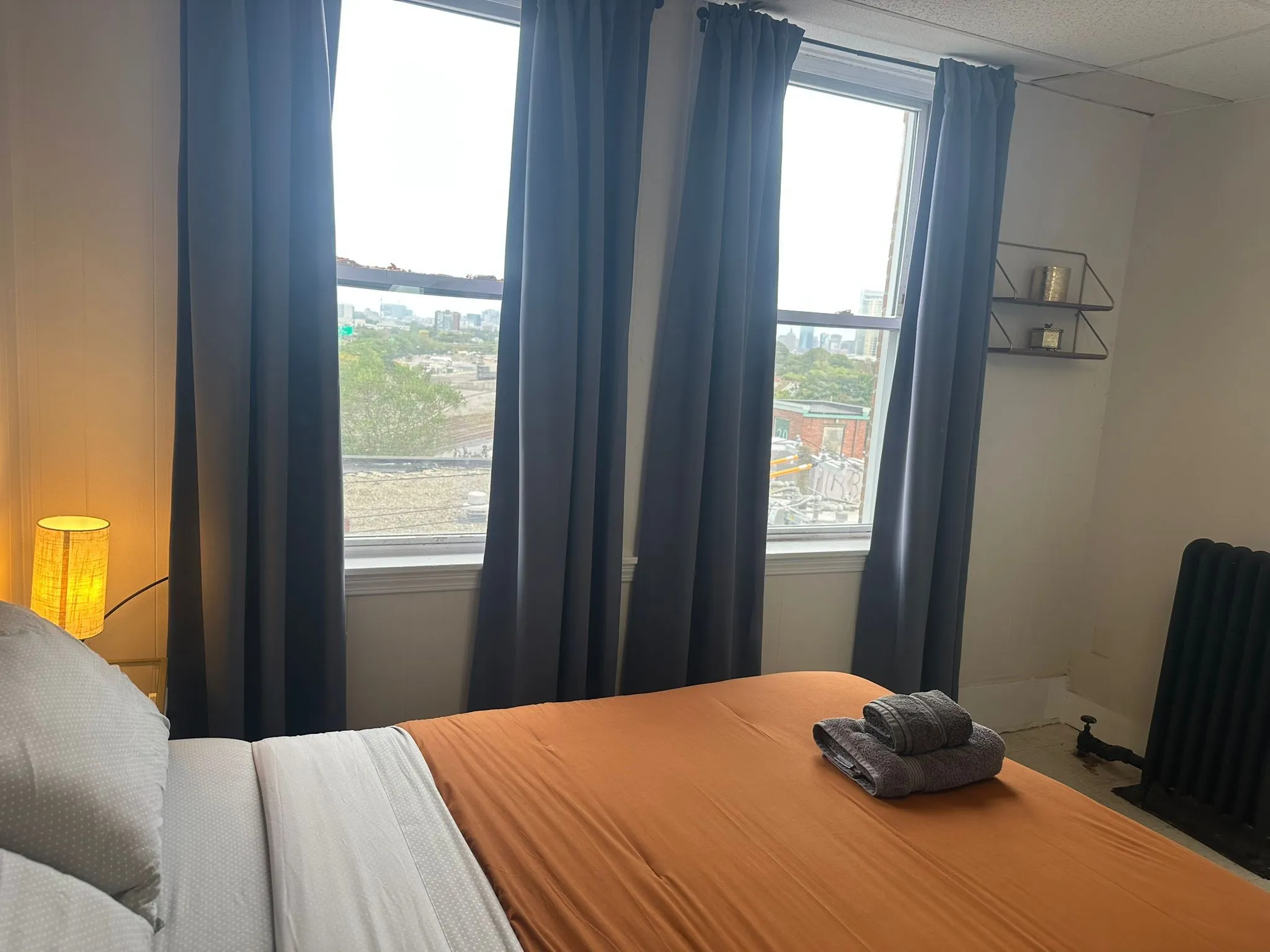 4 bed, 1 bath apartment for rent at 7 Linden St Unit 4, Allston — photo 11 of 11