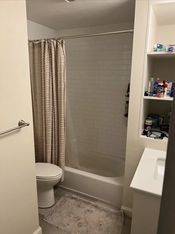 5 bed, 2 bath apartment for rent at 7 Loring St Unit 1, South Boston — photo 12 of 16