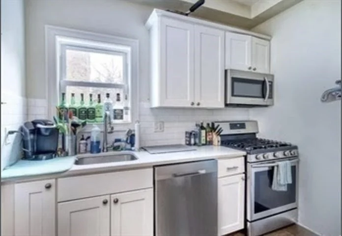 5 bed, 2 bath apartment for rent at 7 Loring St Unit 1, South Boston — photo 4 of 16
