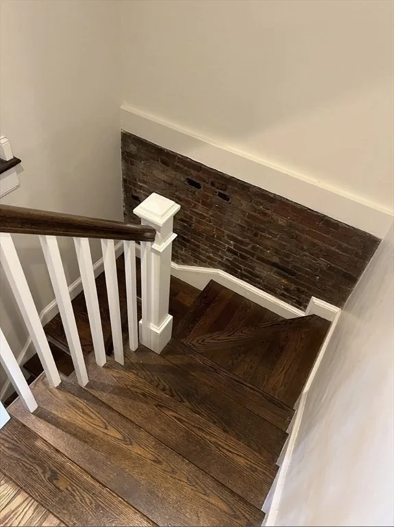 5 bed, 2 bath apartment for rent at 7 Loring St Unit 1, South Boston — photo 10 of 16