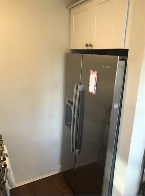 4 bed, 1 bath apartment for rent at 7 Loring St Unit 2, South Boston — photo 3 of 11