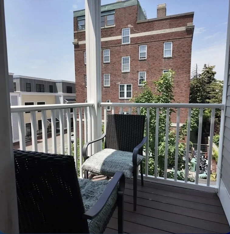 4 bed, 1 bath apartment for rent at 7 Loring St Unit 2, South Boston — photo 11 of 11