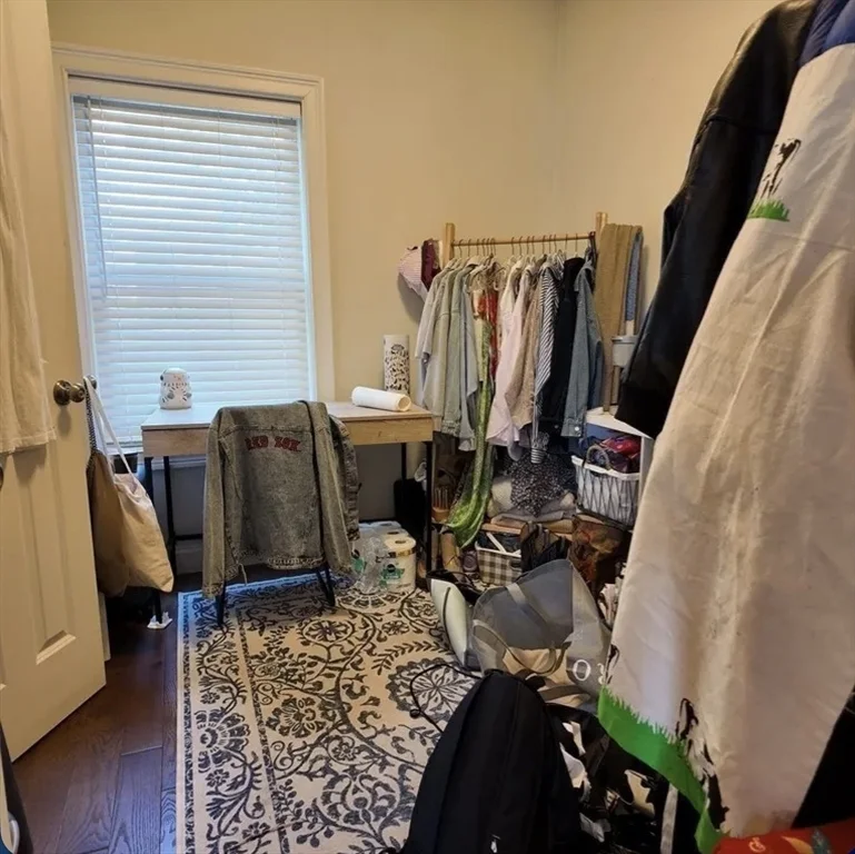 4 bed, 1 bath apartment for rent at 7 Loring St Unit 2, South Boston — photo 8 of 11